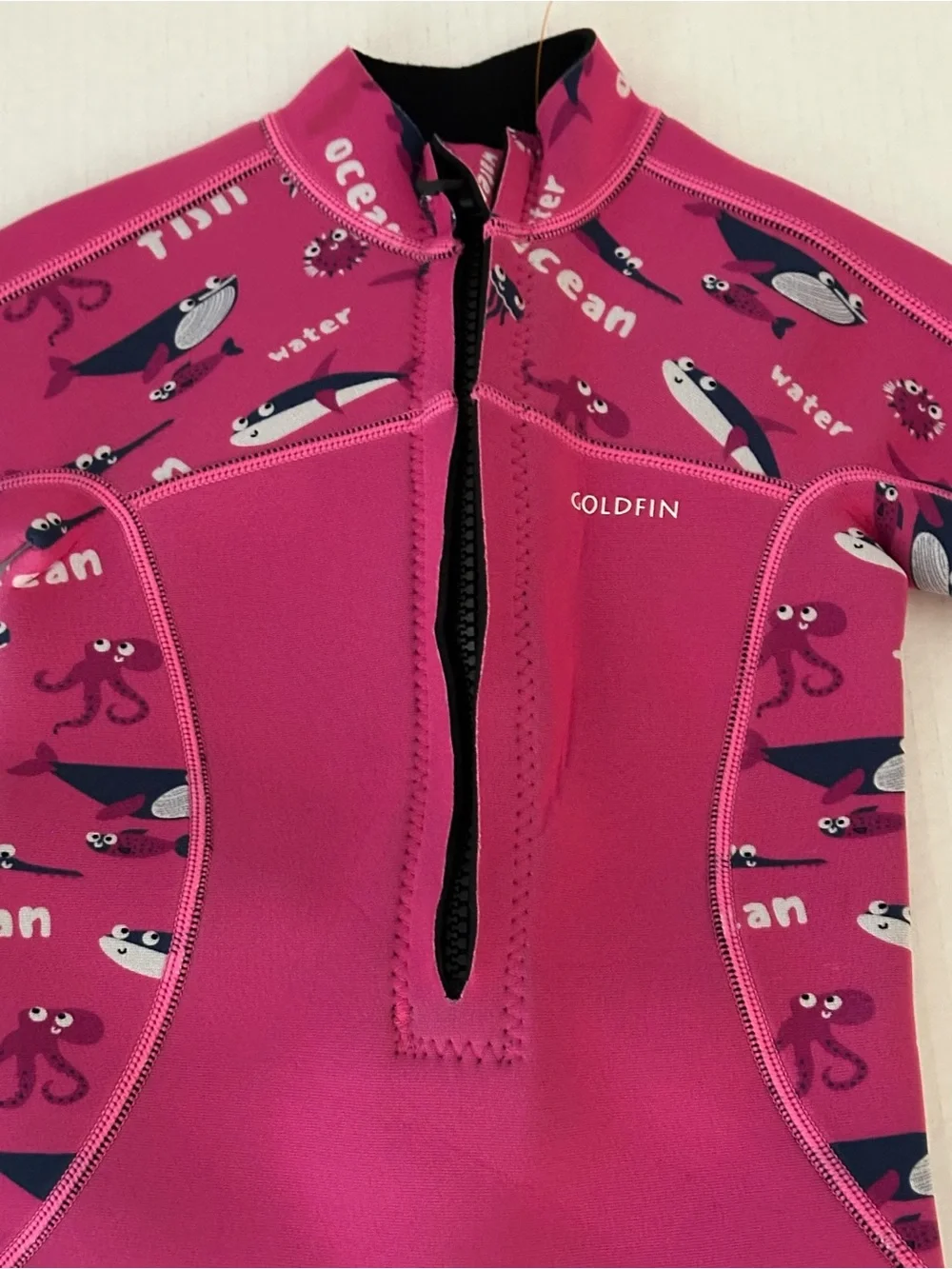 GoldFin Girls Wetsuit Size 4 Pink Shark Ocean Neoprene Shorty Front Zip Swim